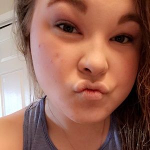 Meet your Posher, Vioctoria